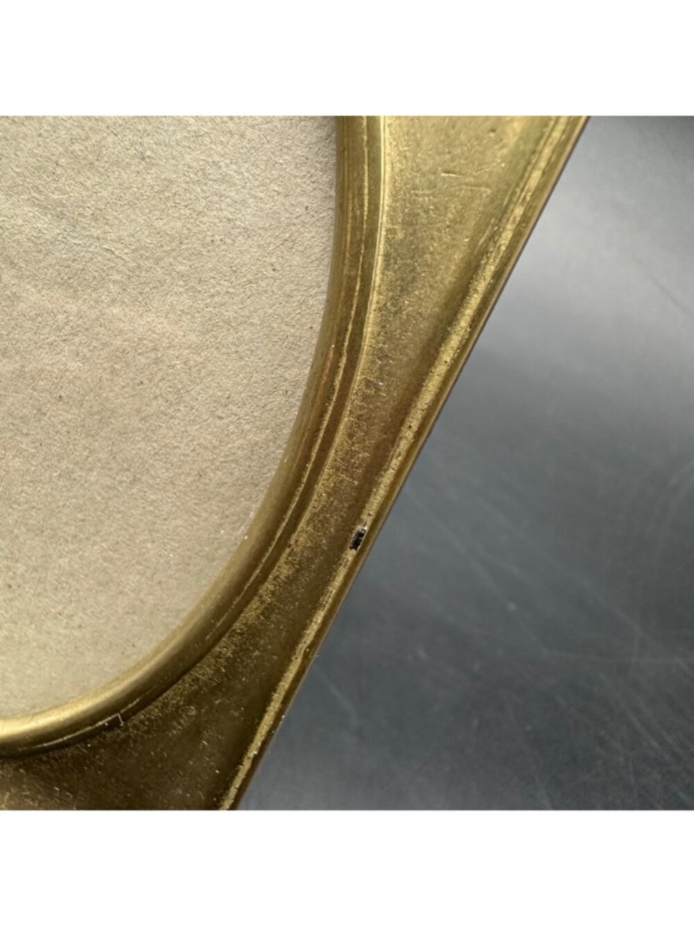 Vintage Brass Oval Photo Frame Gold Tone Metal Easel Back Picture Holder Table - Picture 7 of 9